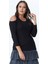 Omuzda Zincir Detaylı Uzun Kollu Tişört 1
