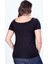 Yırtmaçlı Karmen Yaka Tişört 3
