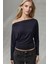 Kadın Asimetrik Yaka Uzun Kollu Esnek Örme Tişört Lacivert 7