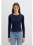 Düğme Detaylı Lacivert Uzun Kollu Tişört 1613330-82318 3