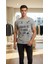 ERKEK NORMAL BEDEN EMPİRME BASKILI KUMAŞ DELİKLİ DİR BİSİKLET YAKALI ETEK VE KOL DÜZ T-SHIRT 4