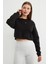 3 Iplik Kalp Aksesuarlı Crop Sweatshirt 2