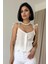 Beyaz Bağcıklı Brode Bluz 1