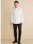 Slim Fit Klasik Yaka Beyaz Erkek Gömlek BBFW25MSH019 3
