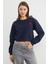 3 Iplik Kalp Nakışlı Crop Sweatshirt 1