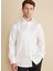 Slim Fit Klasik Yaka Beyaz Erkek Gömlek BBFW25MSH017 1