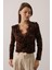 Dantel Detaylı Transparan Bluz 4
