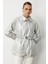 Metalik Gri Parlak Dokulu Kuşaklı Trençkot 3
