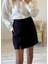 Yırtmaçlı Siyah Şort-Etek 2