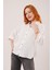 Yarasa Kol Rahat Kalıp Beyaz Gömlek 4