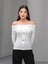 Madonna Yaka Üç Düğmeli Bluz 1