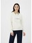 Beyaz Gömlek Yaka Şardonlu Oversize Sweatshirt 1