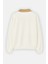 Beyaz Gömlek Yaka Şardonlu Oversize Sweatshirt 5