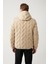 Erkek Bej Yapıştırma Desenli Su İtici Kumaşlı Kapüşonlu Şişme Mont A32Y6041 12