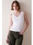 V Yaka Askılı Beyaz Üst 17
