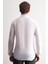 Beyaz Düğmeli Yaka Kendinden Desenli Örme Uzun Kol Performans Ürün Slim Fit %100 Pamuk Gömlek 1004255272 4