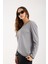 Kadın Gri Viskon Kumaş Taş Detaylı Kontrast Sim Biyeli V Yaka Triko Bluz 2