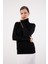 Kadın Siyah Çıtçıtlı Kollu Balıkçı Yaka Triko Bluz 1
