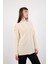 Kadın Ekru Omuzları Kesik Detaylı Reglan Kollu Simli Triko Kazak 4