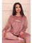 Kadın Sloganlı Uzun Kollu Paçası Manşetli Kadife Pijama Takımı 1