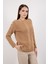 Kadın Bej Omuzları Kesik Detaylı Reglan Kollu Simli Triko Kazak 3