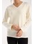 Kadın Ekru Viskon Kumaş V Yaka Simli Triko Bluz 3