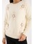 Kadın Ekru Sakal Iplik Boncuk Nakışlı Bisiklet Yaka Triko Kazak 3