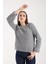 Kadın Gri Reglan Kol ve Tek Düğmeli Manşetler Bisiklet Yaka Simli Triko Kazak 3