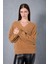 Kadın Bej Sakal Iplik Önü Boncuk Nakışlı Balon Kollu V Yaka Triko Kazak 2