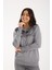 Kadın Gri Elit Viskon Kumaş Taş Detaylı Bisiklet Yaka Triko Bluz 1