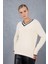 Kadın Ekru Sakal Iplik Kontrast Biyeli V Yaka Triko Kazak 3