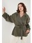 Oversize Fit Kruvaze Yaka Kuşaklı Düğmeli Trençkot Bayan Trençkot 6839609 1