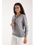Kadın Gri Elit Viskon Kumaş Kontrast Şeritli Bisiklet Yaka Triko Bluz 3