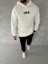Uzun Kol Kapüşonlu Göğüs Baskılı Sweatshirt - Beyaz -Vlmr 1