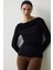 Siyah Kayık Yaka Uzun Kollu Üst 13