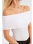 Kadın Düz Omuz Detaylı Üst Beyaz 15
