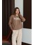Kadın Kahverengi Kapüşonlu Oversize Sweatshirt 3