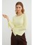Drapeli Kayık Yaka Kolları Yırtmaç Detaylı Bluz 5