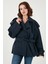 Oversize Fit Kruvaze Yaka Kuşaklı Düğmeli Trençkot Bayan Trençkot 6839609 4
