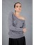 Kadın Gri Önü Taş Detaylı V Yaka Triko Bluz 1