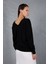 Kadın Siyah Önü Taş Detaylı V Yaka Triko Bluz 4