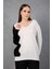 Beyaz-Siyah Iki Renkli Taş Detaylı V Yaka Triko Bluz 3