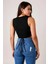 Kadın Siyah Çapraz Bağlamalı Crop Top Büstiyer – Modern ve Şık Tasarım 3