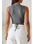 Kadın Gri Çapraz Bağlamalı Crop Top Büstiyer – Modern ve Şık Tasarım 4
