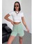 Tarz ve Rahatlığı Bir Arada Sunan Yüksek Bel Esnek Likralı Krep Şort Su Yeşili 1
