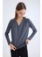 V Yaka Omuzu Düğmeli Uzun Kol Bluz 4