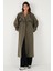 Pamuklu Oversize Kruvaze Yaka Kol Apoletli Rüzgarlıklı Trençkot Bayan Trençkot 6839637 4