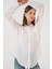 Kadın Nakışlı Oversize Gömlek 20338 - Beyaz 3