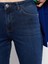 Yeni Sezon Normal Bel Slim Fit Düz Cep Detaylı Kadın Rodeo Jean Şort 2