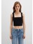 Kare Yaka Siyah Crop Top 1612657-900 14